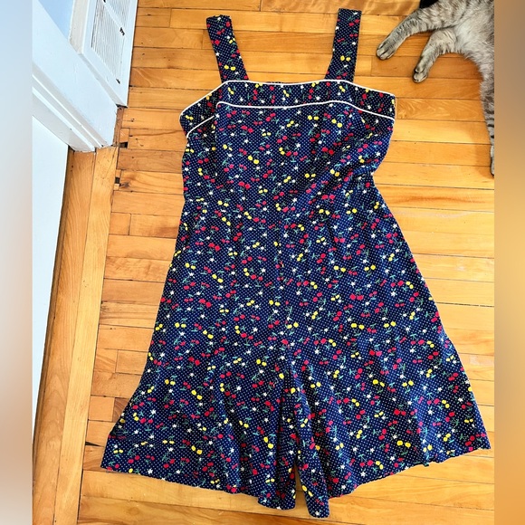 Vintage cherries and daisies Romper - Picture 2 of 3